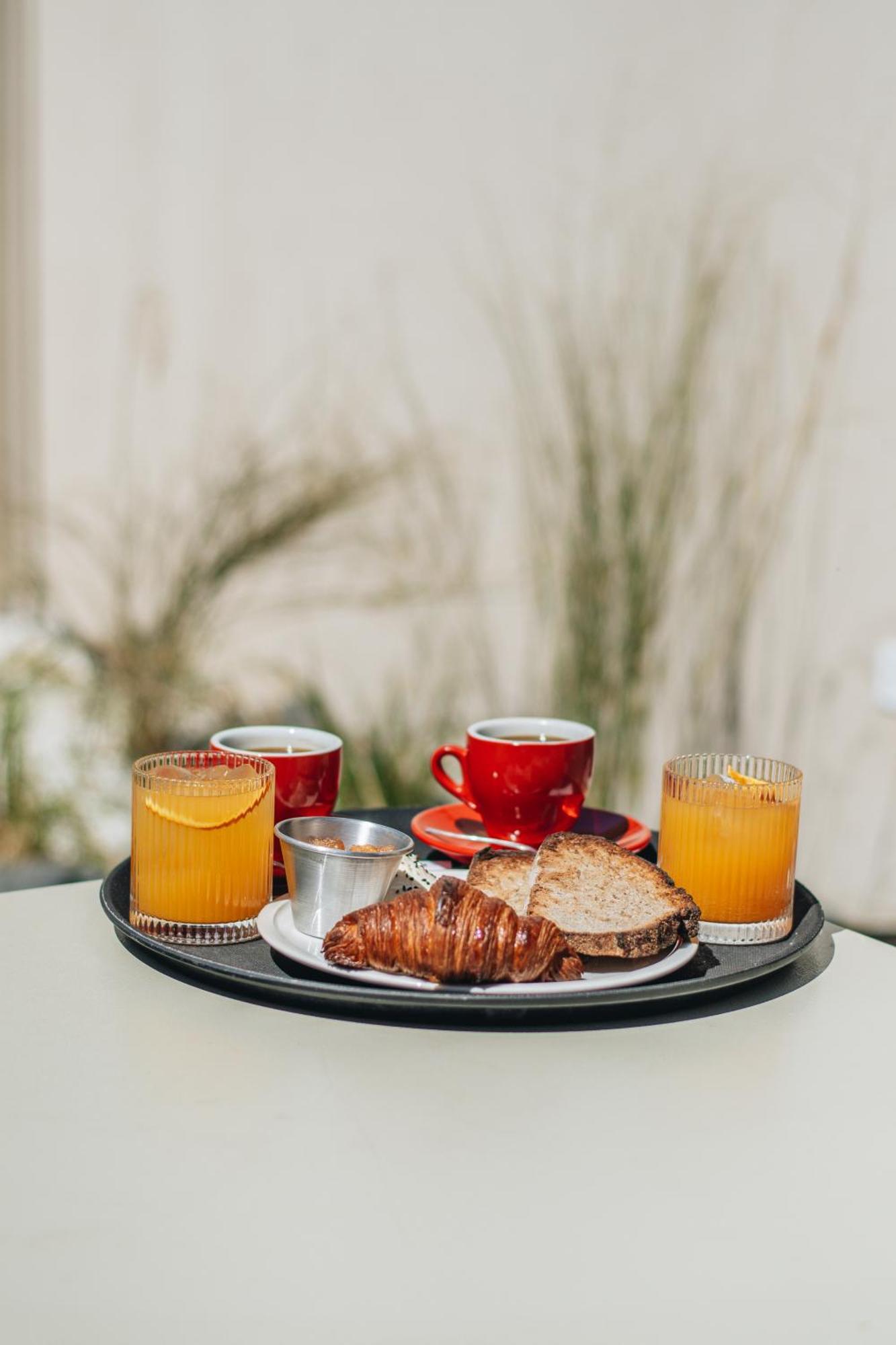 Boutique Cora Acomodação com café da manhã  *